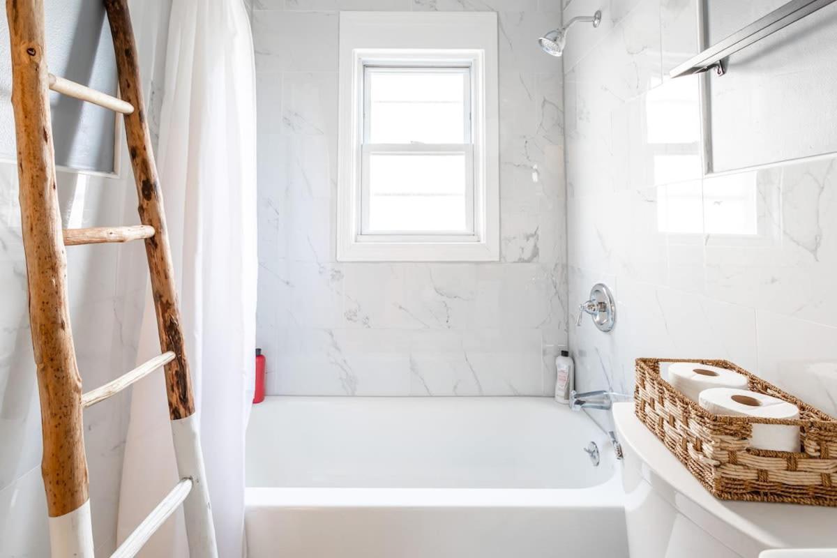 Appartement The Blue Sapphire 2Br 2 King Beds & Ample Backyard à Bridgeport Extérieur photo